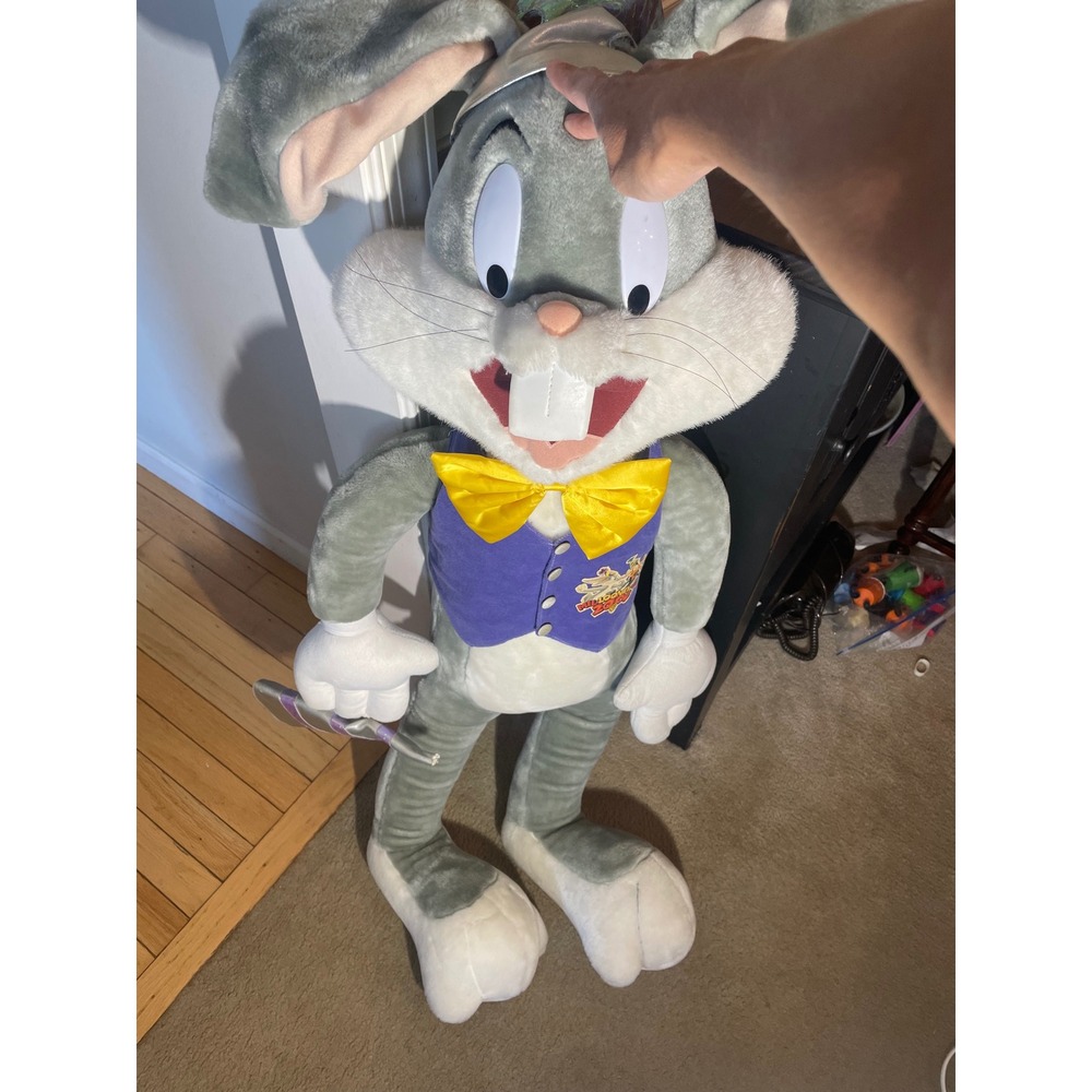 Vintage Looney Tunes Bugs Bunny Mil-Looney-Um 2000 Large Plush Party Hat Vest